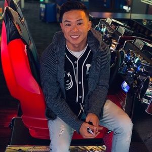 Meet your Posher, Jay